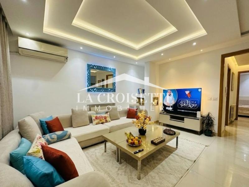 Appartement meublé S+3 avec piscine couverte à Gammarth